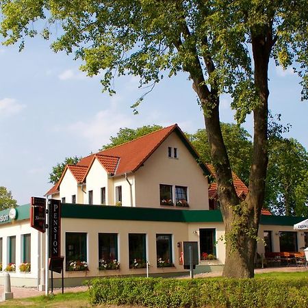 Gasthof & Pension Zum Himmel Rubenow エクステリア 写真